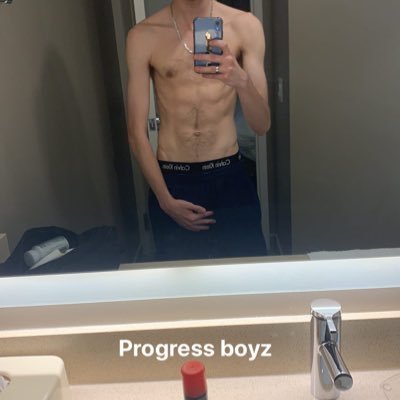 JayTwink3's profile picture. Gay twink !  25 !! Sub to my onlyfans!! https://t.co/sLJdeWN1Dj %50 OFF RIGHT NOW!!