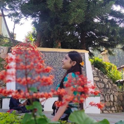 creativebox5's profile picture. 