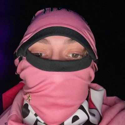 jessicadxdier's profile picture. undercore