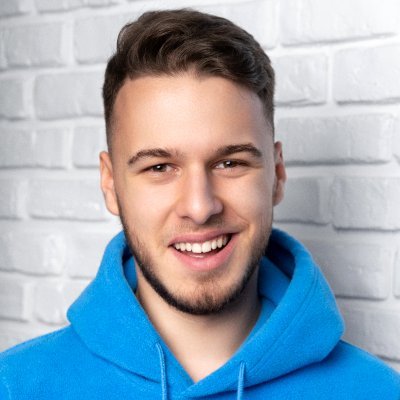 YouTuber with over 1,000,000 Subscribers !
⚡Founder of @TeamTRYro ⚡
📩Business: contact@mitzuu.ro 📩