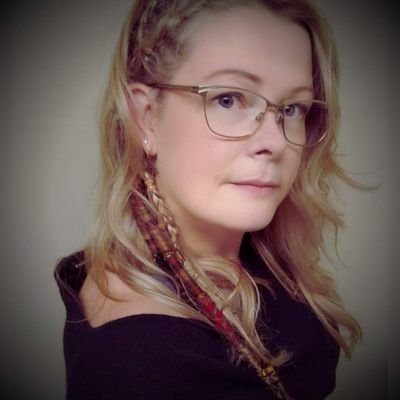 Eris_author's profile picture. Vampires are my passion, Supernatural is my obsession. Author of a Vampire Saga & Paranormal Thrillers. I'm a feisty geek w/ a dark side. http://erispublishing.