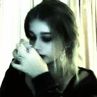 Pretty_dying's profile picture. Edtwt;