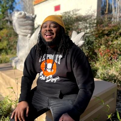 Ant. Lover of all things music, writing, gaming. Karaoke King, Ramen King, and Sushi connoisseur. Web Developer. PSN: Letyoursoul_glo Gamertag: LetYourSoulGlo7