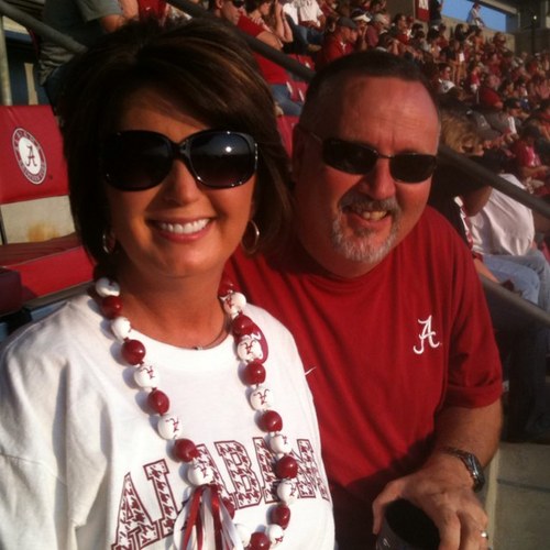 I am happily married! Our family motto: God, Family, Chickens, and Alabama football! Direct descendant of Jesus Christ! God is so good!