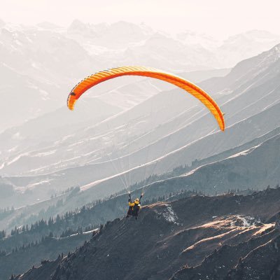 moon_2533's profile picture. ・脱炭素 / 起業 / 新規事業