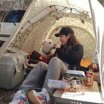 保護犬出身の愛犬あずみ（8）と行けるキャンプ場をメインにソロキャンプをしているアラサー独身派遣キャンパー
