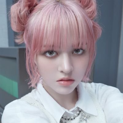 엔믹스's 배이 - 스트레이키즈's 승민 - 제베원's 장하오