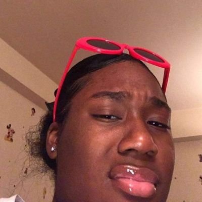 Naty_Mnch's profile picture. Hay que echarle más amor a la vida🌸