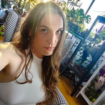 Jacinta Dee
general computer girl, tinkerer and proud crybaby home-stayer
do better for the black, brown, queer and colonized