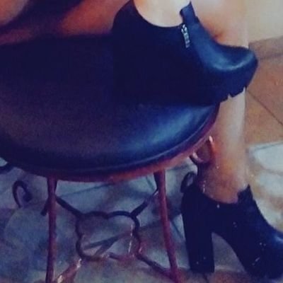 vanexxxa7's profile picture. 👑😈👑
eat