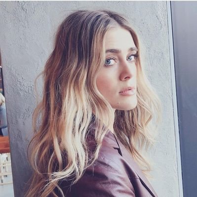 Flamenguista ❤🖤
Meus tweets tem prazo de validade, mudo de opinião constantemente.