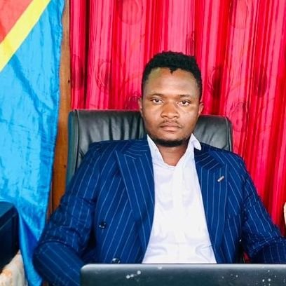 ERICK MAKOLO ACTIVISTE SOCIALE ENTREPRENEUR CONGOLAIS C'EST UN JEUNE AMBITIEUX ET RESPONSABLE DE L'ENTREPRISE EMCLEANINGDRC-S.A 🇨🇩🇿🇦 🌹