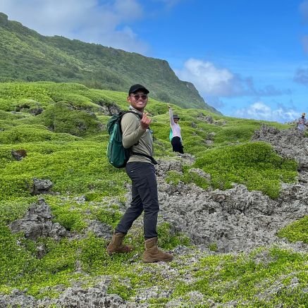 Ocean 🌊 Plants 🌱 Conservation 🌏
Filipino scientist (in training) from Guåhan @uogtriton 🇵🇭🇬🇺 #LGBTQinStem he/him 🏳️‍🌈 || Own views and opinions