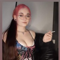 Smokingrapunzel(@Cccarolynpics) 's Twitter Profile Photo