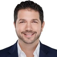 Jeff Miller is a Miami Beach Luxury Realtor. The @WSJ ranks him as America's Best Realtor, with $500