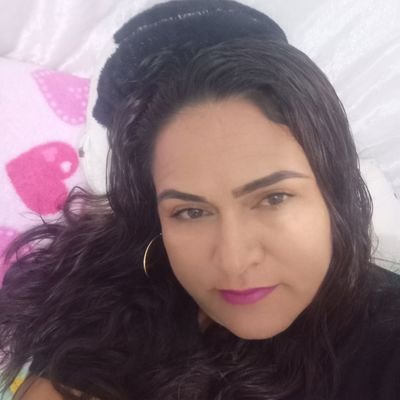 OlgaBernal97's profile picture. Corazón noble para amar al ser humano...