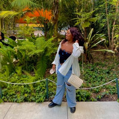 gldencherry's profile picture. "it’s really hard to explain the things that you do to other people, they just gotta see it" 23