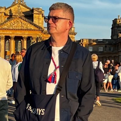 SPigoneer's profile picture. Vibes and inshallah 💯
Wizkid✨
Cristiano Ronaldo ✨
Chelsea FC ✨