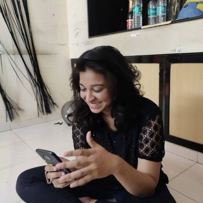 @sarita_tweetzzz