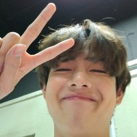 sree⁷♥ᵗᵃᵉʰʸᵘⁿᵍ⟭⟬♡⟬⟭ (@taebreadfactory) 's Twitter Profile
