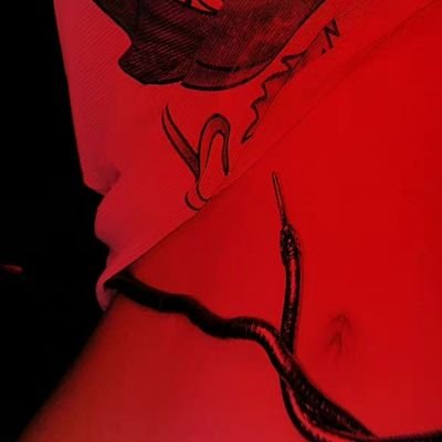 fcthepatriarchy's profile picture. 女权主义者。上推就是玩的开心。我没必要活成一个榜样。