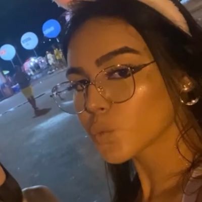 paranoica mas sempre certa