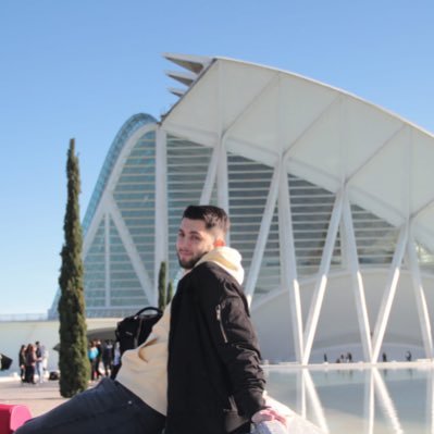 Bachelor’s degree in interpretation and translation; currently studying at @UEValencia, Master in “Interpretación de conferencias”🇪🇸🇬🇧🇮🇹