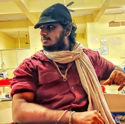 Yuva_Rajendran's profile picture. கற்றது சினிமா🎬
Asst Director 🧢
Writer✍️
Atheist
Communist 🚩
Fitness 💪