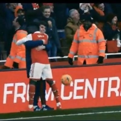 arsenal ball boy