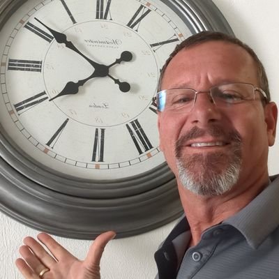 husband, father, Republican, business owner, NRA supporter 🇺🇲Patriot🇺🇲 #FJB NO DMs