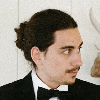 tonyghita's profile picture. blu sky