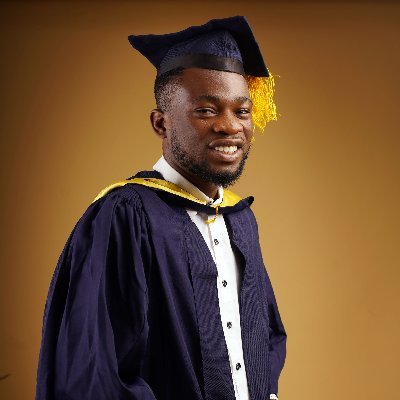 He is a young Nigerian photographer who is passionate to have a better HIM and a better Nigeria at all time🇳🇬