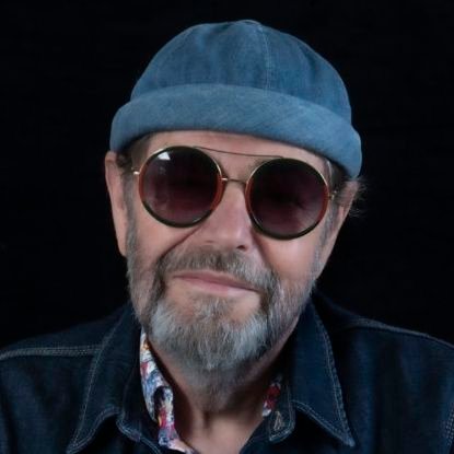 Renowned
-Experimental Guitarist
-TV and Film Music Producer (RTS Award Winner)
-Composer
-Educator (PhD)
Started with the John Barry Seven- James Bond Films