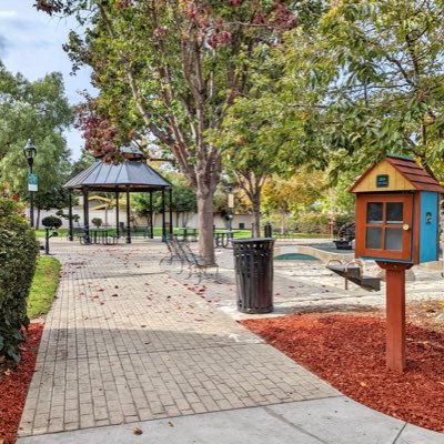 Official page of the South University Neighborhood (SUN) in San Jose, CA. Come build community with us and stay up-to-date with neighborhood news ☀️