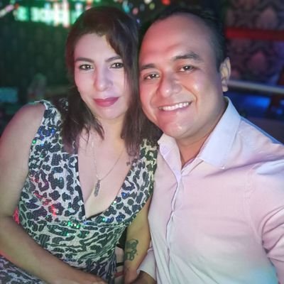 vidavxmas8386's profile picture. Podrás ser muy bueno pero siempre habrá una vida en la que serás el villano, así que disfruta de tu papel. Pareja en busca de amistades sinceras.