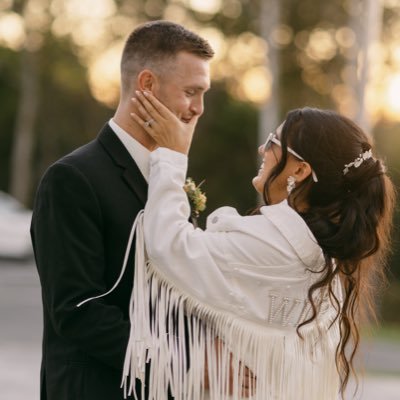 cDawson04's profile picture. RDMS (OBGYN) • morehead state alum • 𝓁𝒶𝓌𝓈 💛 • #gopackgo • Proverbs 3:5-6✨ brew crew 🍻