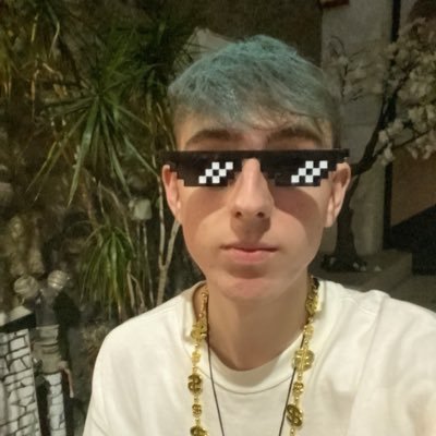 Panagiwthskont7's profile picture. 