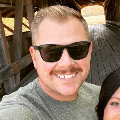 internetAaron's profile picture. husband, dad, product leader, sports enthusiast/fanatic, US army veteran