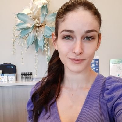 JenessaSquires's profile picture.