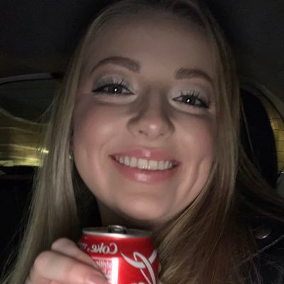 Risa_Shae's profile picture. 