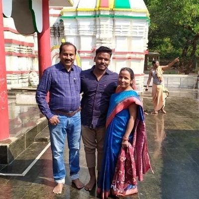 biswajeetdas239's profile picture. When a layman walks on the street, he can only say that, oh! what car, oh! what
building. But only an ENGINEER can say that I can make it better.