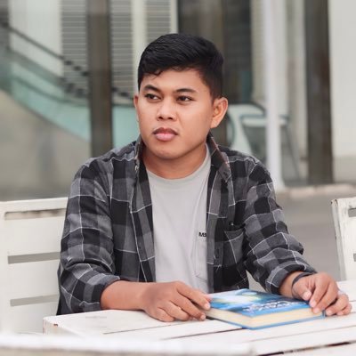 🗣️ Share about Business & Self Improvement 🪪 Certified Digital Marketing #BNSP 📩 CP: 082393562977 (Arzul) More info click link below ↙️