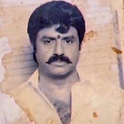 YogeshValleri's profile picture. 