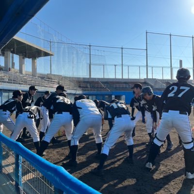 長崎大学医学部準硬式野球部です⚾️ 月、水、金、土の週四日で活動しています。興味のある方はぜひDMお願いします。