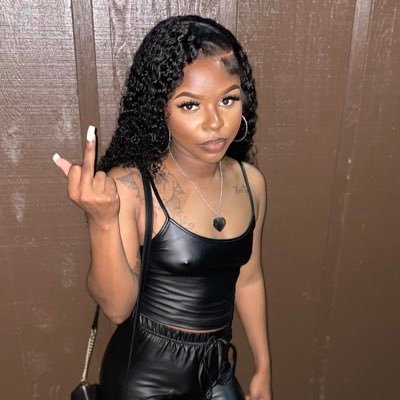 #BlackFemaleTrucker🚛29🤩 Lil Dee&DJ🧸🧸❤️🖤 #LLMutt❤️🩹