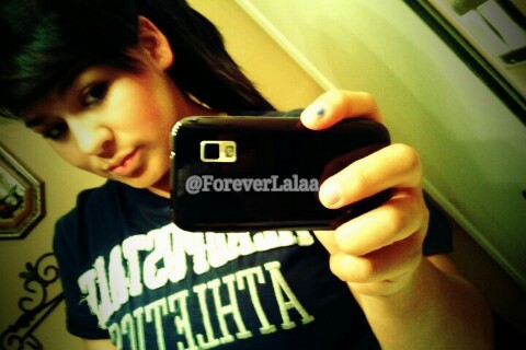@ThatGirlMely i love you bestie 3