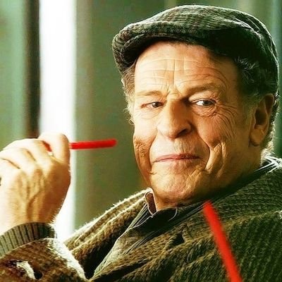 FacelessMask13's profile picture. You're fascinating I need to study you in my lab 🧪🧫