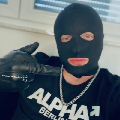 🇩🇪🇬🇧Alpha for Smoking & Fetish | Slave-Owner | Ca$hmaster Content Creator: https://t.co/aogK9QwrRK