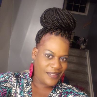 MONIQUITAFLOR's profile picture. 