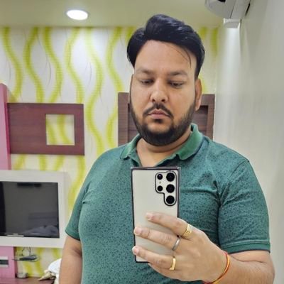 owner of jewelry store ( Jawahar lal Sarraf )
Businessman by profession Engineer by education &gadget lover